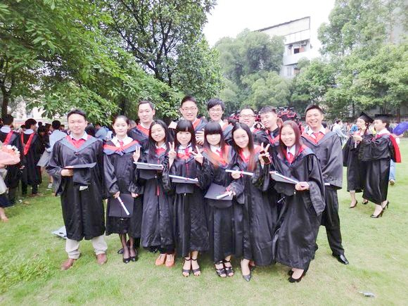 咨询：朴茨茅斯大学毕业证照及大学趣闻